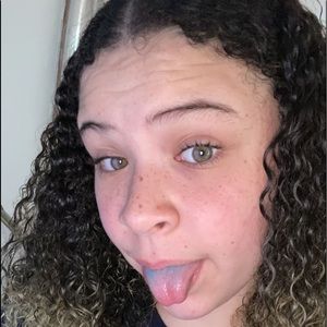 Meet your Posher, Sareana